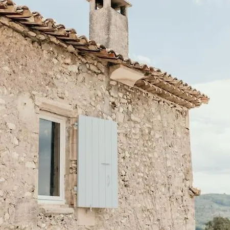 Le Bas Chateau Provence Luberon