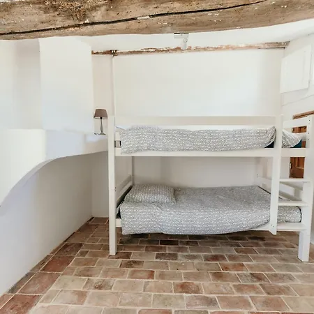 Le Bas Chateau Provence Luberon *