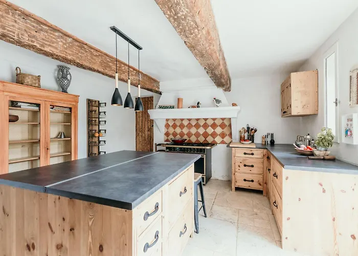 Villa Le Bas Chateau Provence Luberon *