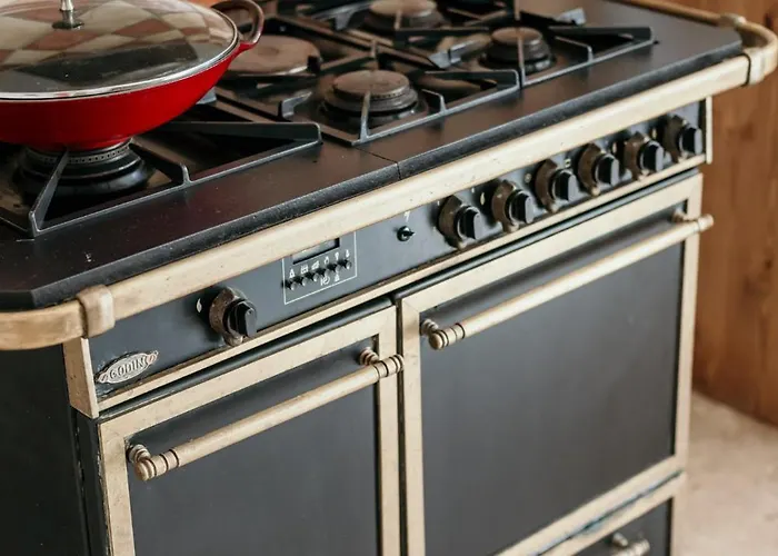 Le Bas Chateau Provence Luberon Villa Saint-Michel-lʼObservatoire