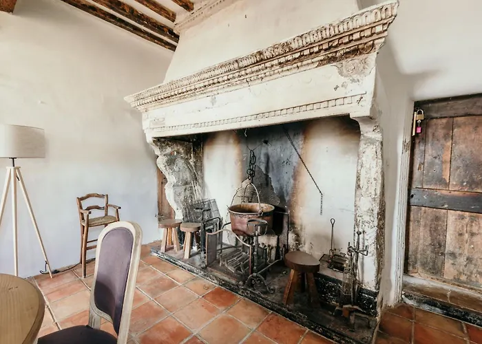 Le Bas Chateau Provence Luberon * Saint-Michel-lʼObservatoire